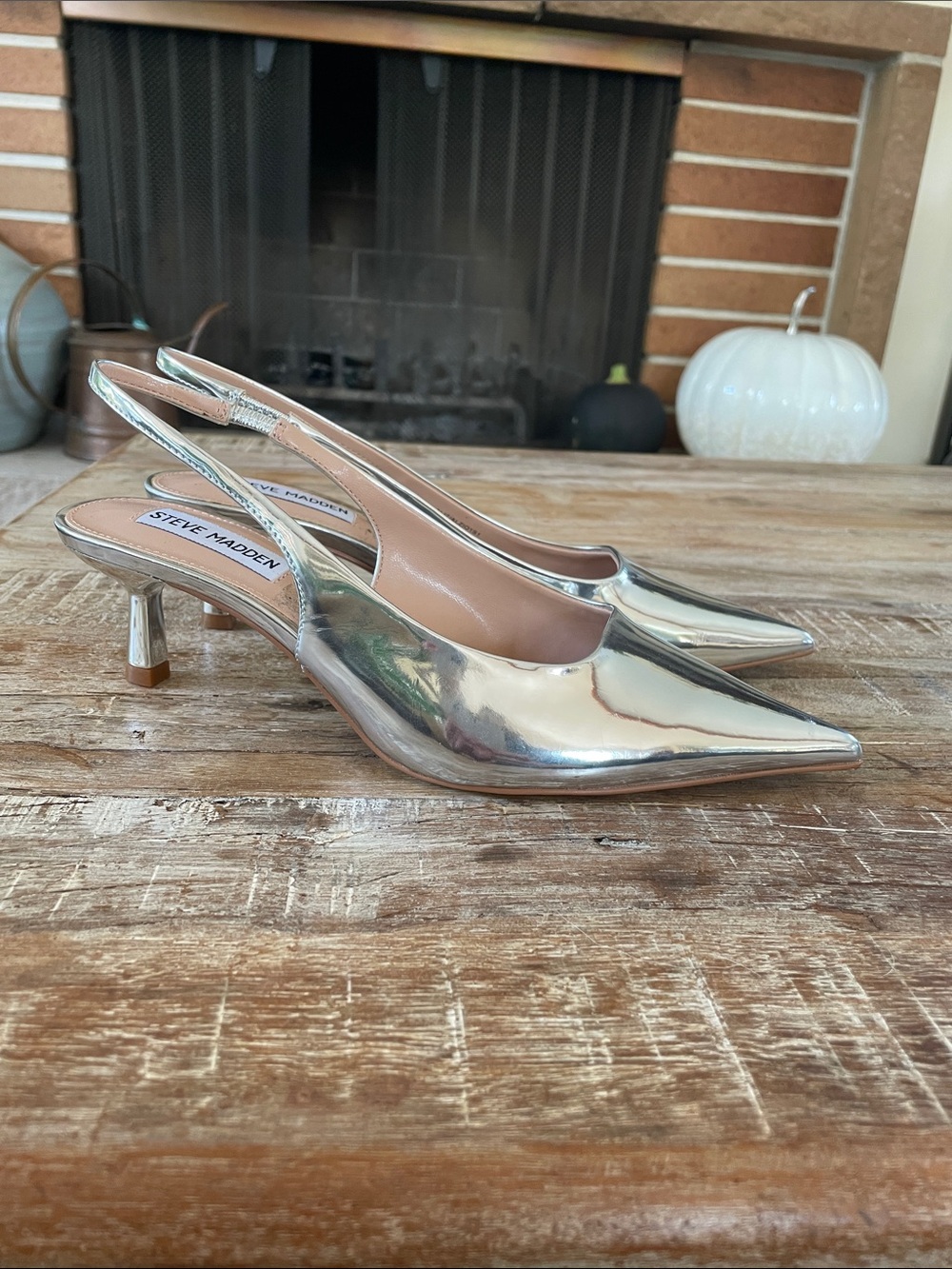 Steve Madden Metallic Silver Pointed Slingback Kitten Heels